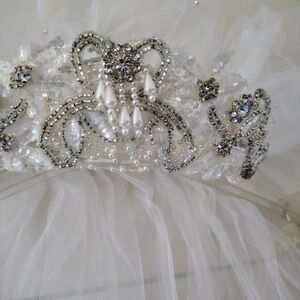 Elegant Silver and White Beaded Tiara Wedding Veil